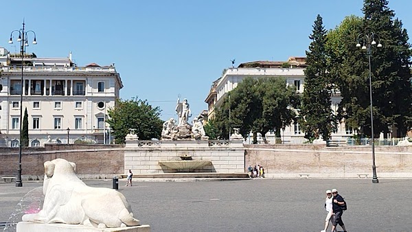 Piazza del Popolo 3