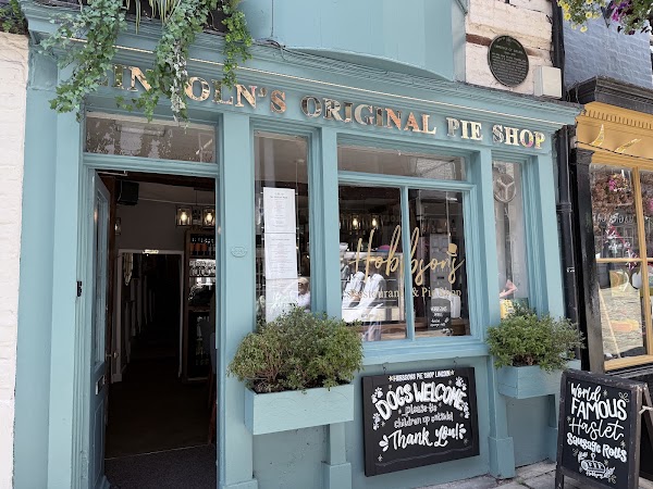 Hobbsons Restaurant and Pie Shop 1