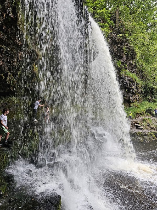 Four Waterfalls Walk 4