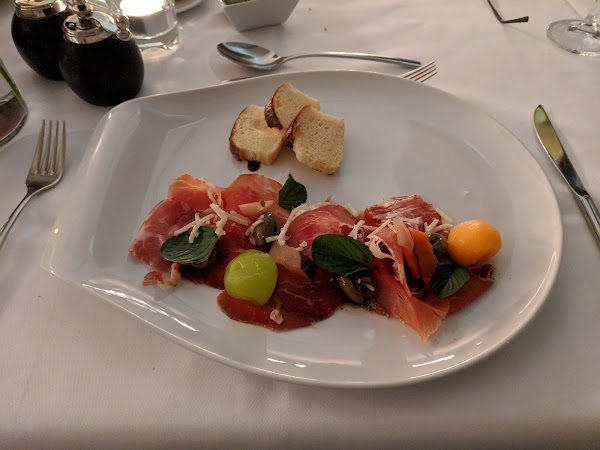 Porto Novo Restaurant 6