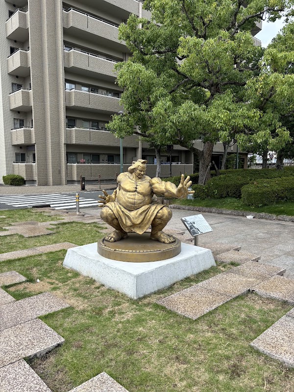 Statue of E. Honda 2