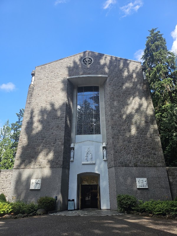 Chapel of Mary @ The Grotto 5