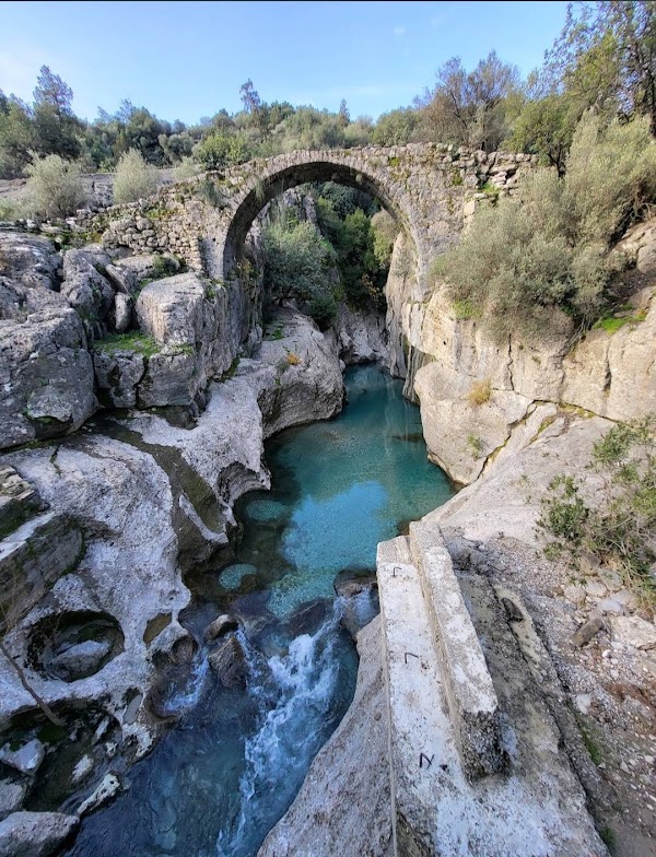 Tazi Canyon 5