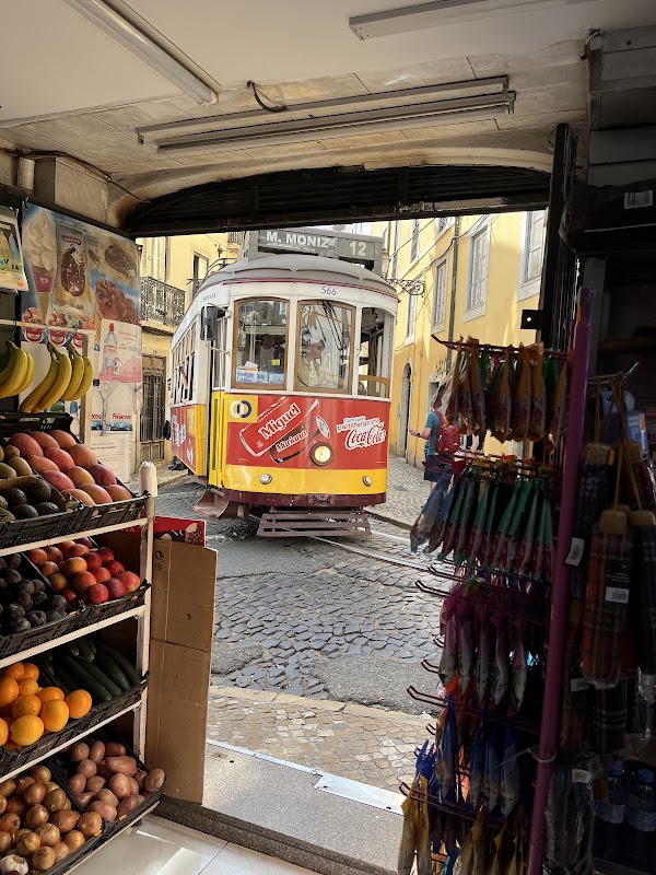 Alfama market 2