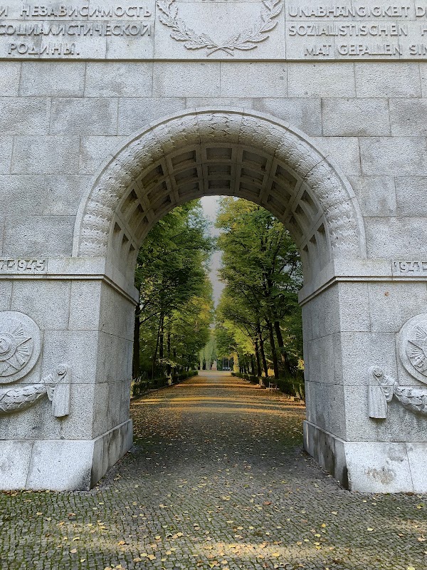 Soviet War Memorial Treptow 3