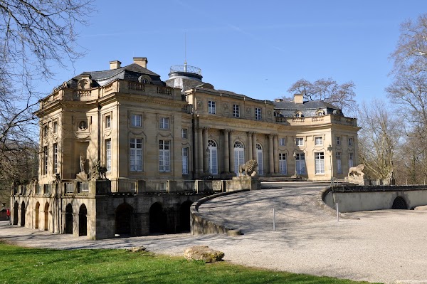 Monrepos Lakeside Palace 5