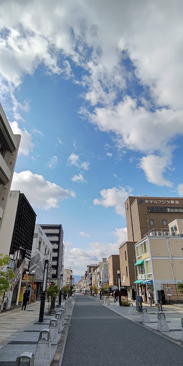 Sanjo dori Street 1