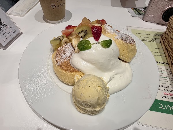 A Happy Pancake Omotesando 3
