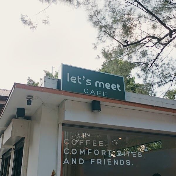 Let's Meet Cafe 1