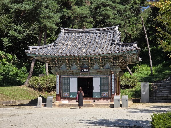 Silleuksa Temple 5