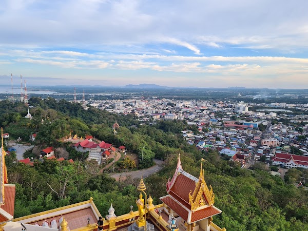 Wat Khiriwong 3