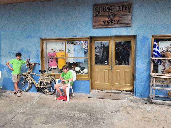 Sponge Diver Supply 1