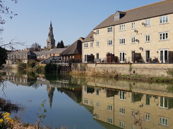Stamford 4