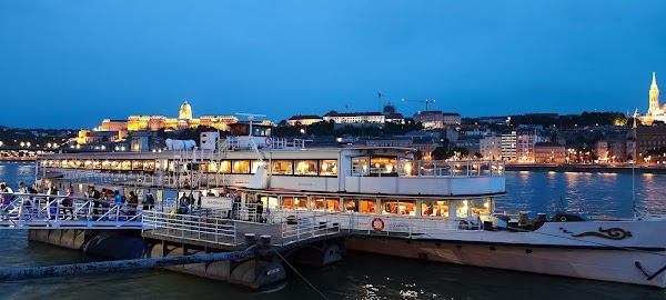 Budapest Danube Boat Tour 4