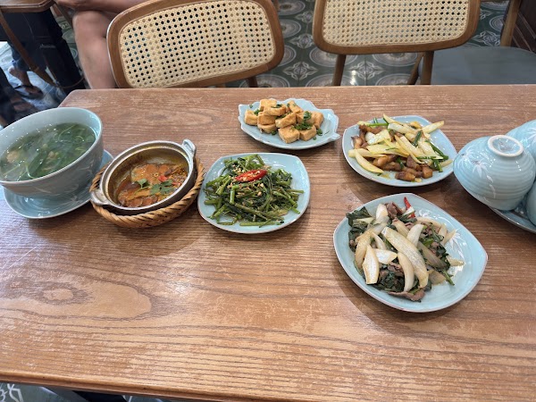 Cơm nhà vui 3