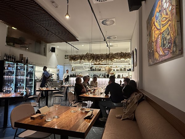 Georgie bistro 6