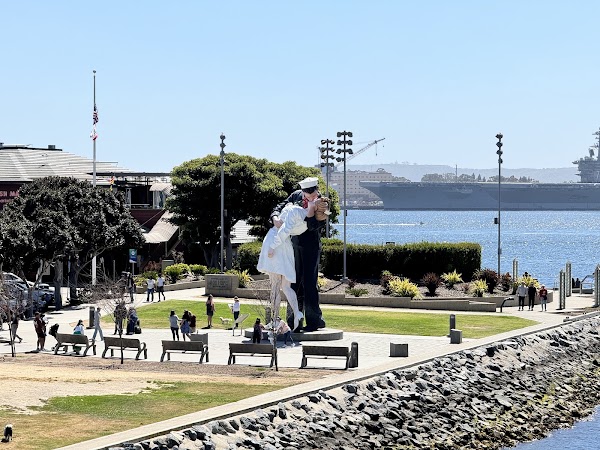 Public Art "Embracing Peace" 5