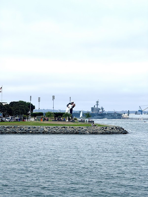 Public Art "Embracing Peace" 4