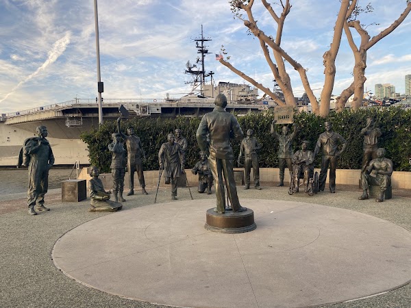 Public Art "Embracing Peace" 3