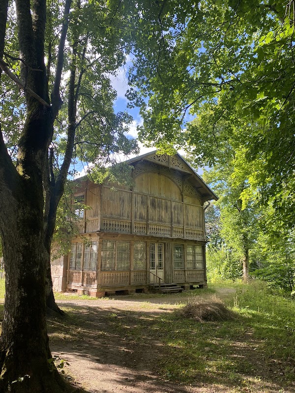 Krimulda Castle 2