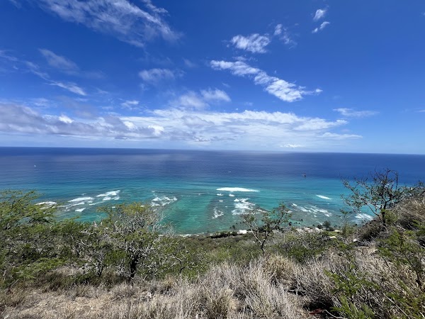 Diamond Head Crater Trailhead