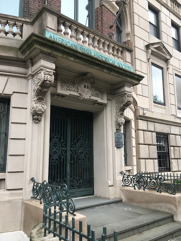 The American Irish Historical Society 5