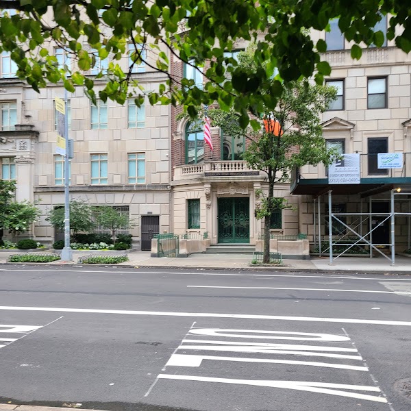 The American Irish Historical Society 4