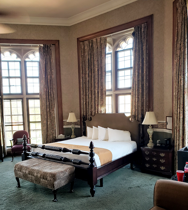 Glen Eyrie Castle 5