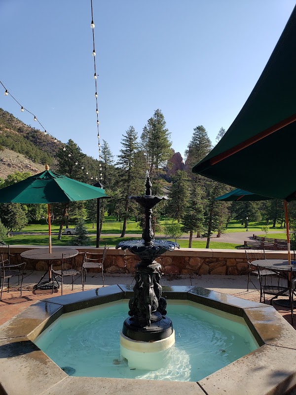 Glen Eyrie Castle 4