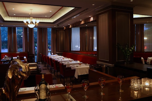 ARTUR Restaurant 1