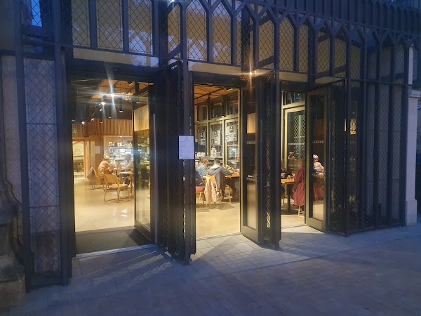 Hull Minster Cafe 1