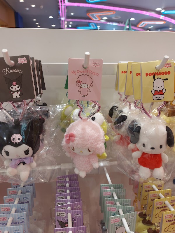 Sanrio shop 5