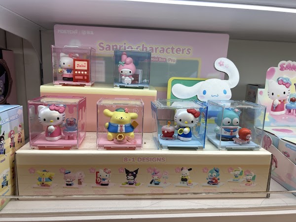 Sanrio shop 3