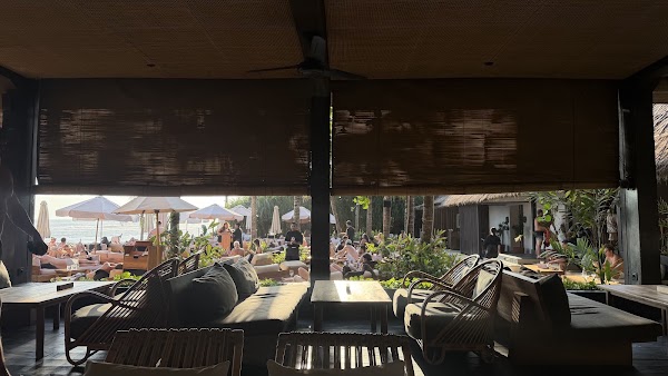 The Lawn Canggu Beach Club 2