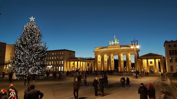 Brandenburg Gate 5