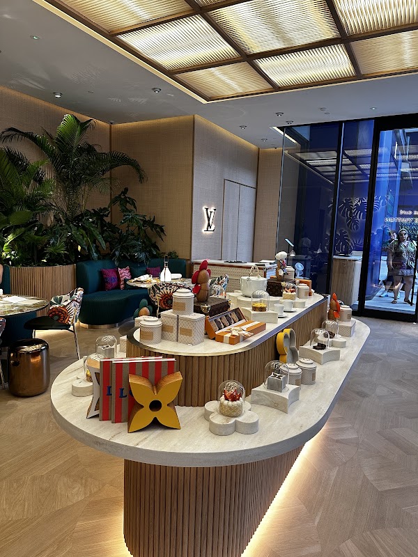 LV The Place Bangkok 4