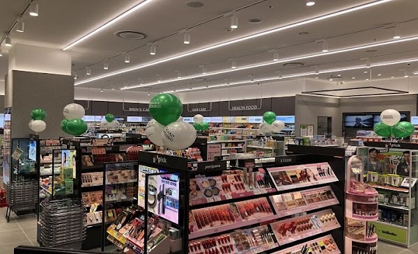 Olive Young Lottemall Suwon 5