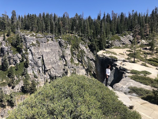 Sentinel Dome and Taft Point Trailhead 3