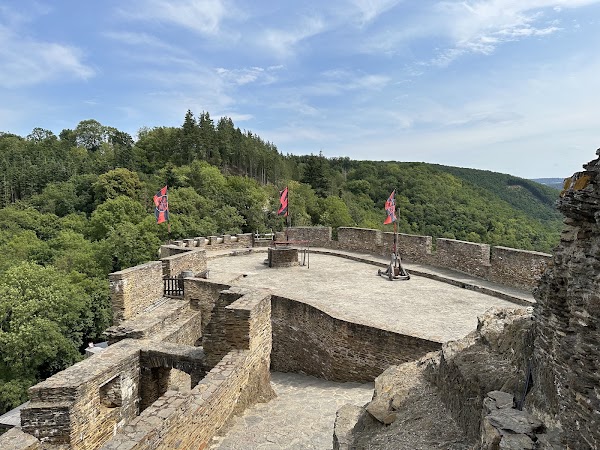 Ehrenburg 3