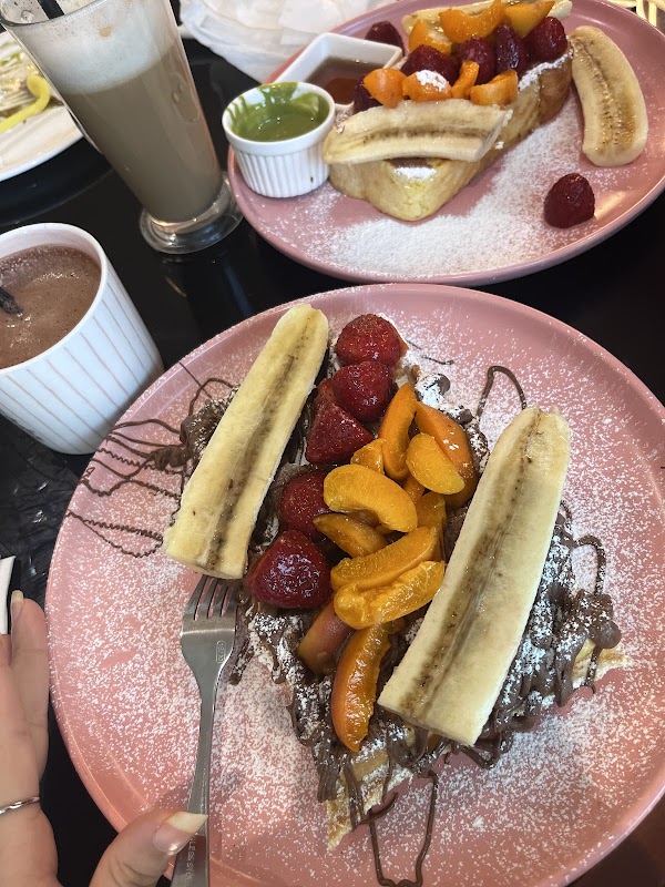 Helena Restaurant Café 4