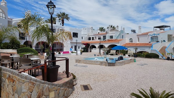 Monte Carvoeiro Square