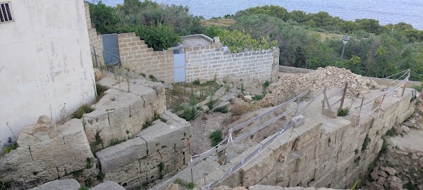 Castro 2