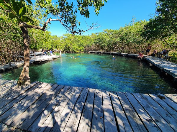 Hoyo negro Yalahau 1