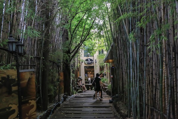 Dragon Hill Spa & Resort 2