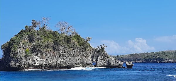 Pulau Batumejinong 2