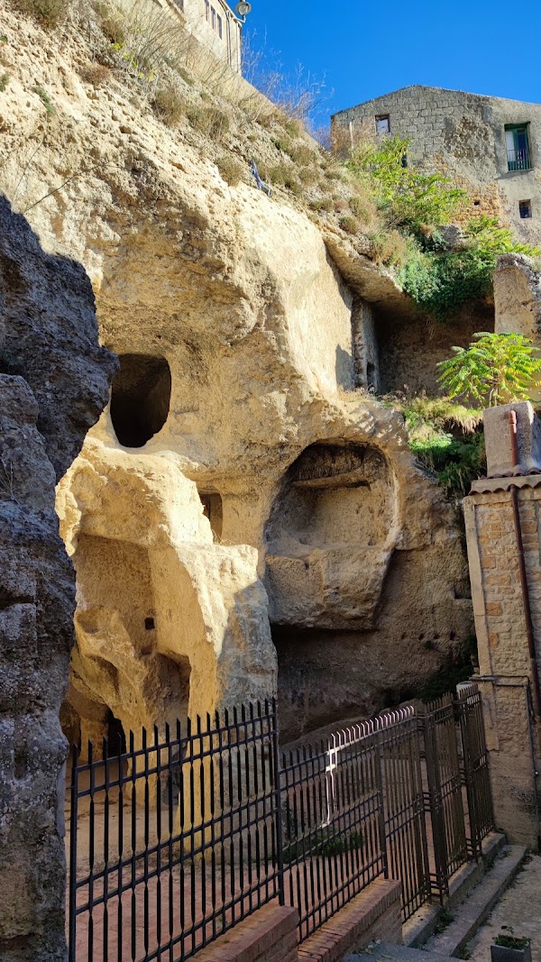 Grotte 1