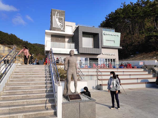 Yeongdo haenyeo culture museum