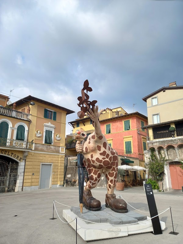 Pietrasanta 1