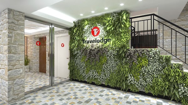 Travelodge Honmachi Osaka (トラベロッジ本町大阪)