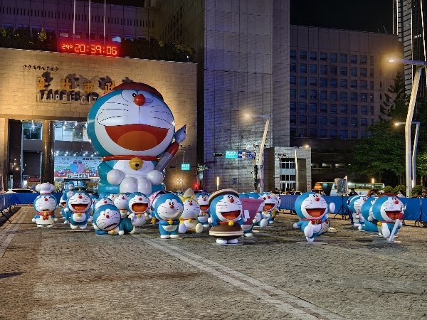 Taipei 101 Rainbow Walk 5